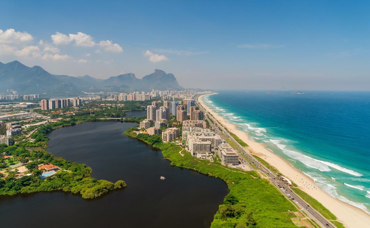 Avenida Lúcio Costa